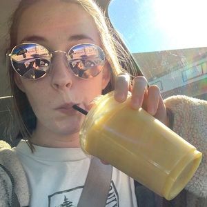 Meet your Posher, Harper